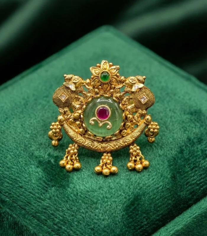 Antique Gold Look Finger Ring